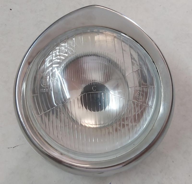 Peugeot 404 Headlight