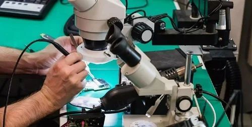 Laboratory Microscope Repairing Service