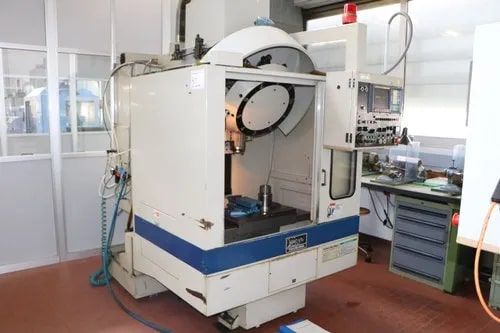 Used Vertical Machining Center