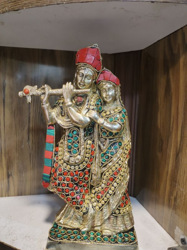 Lord radha krishna statue