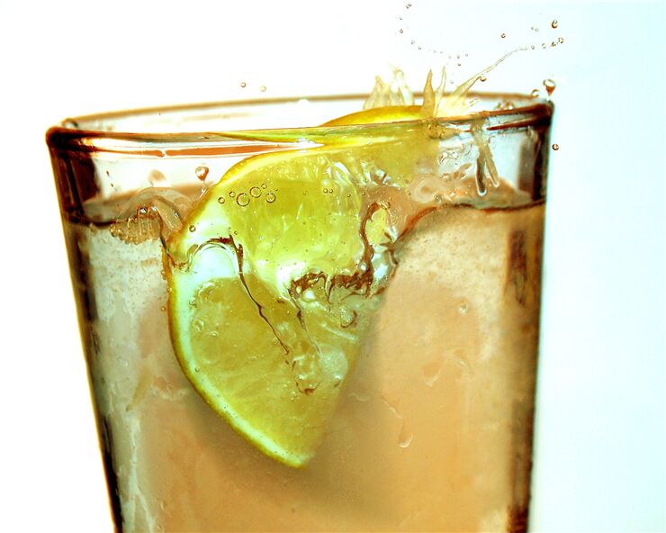 Lemon Carbonated Soft Drink