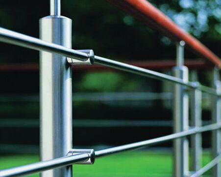 Stainless Steel Cross Bar Railing