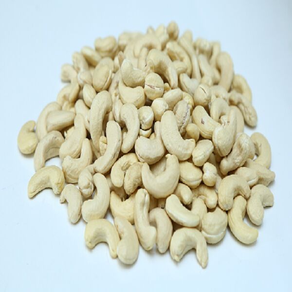 SW 320 Cashew Nuts