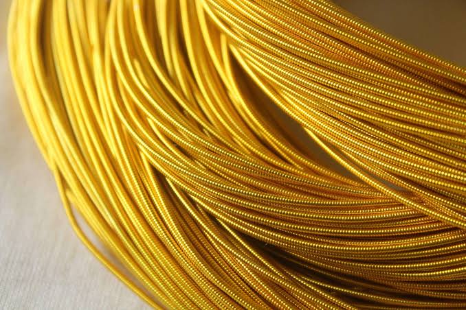 Metal Dark Golden Gijai Wire