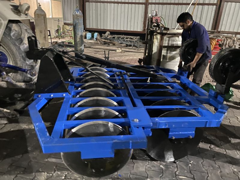 Hydraulic Disc Harrow