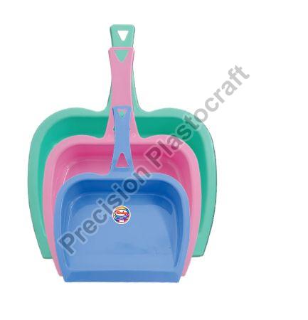 Macho Plastic Dustpan