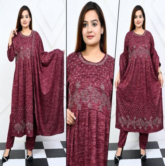 Ladies Karachi Woolen Nayra Cut Kurti Pant With Dupatta