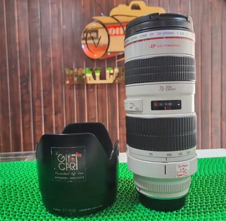 Used Canon White 70-200 mm 2.8 IS Lens