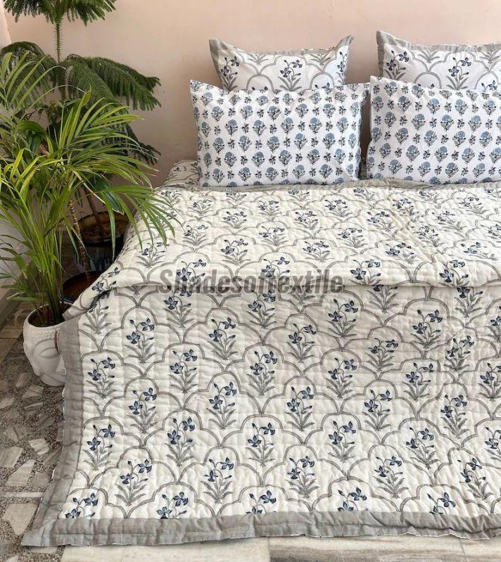 Boho Cotton Floral Printed Double Bed Quilt With Pillow Covers