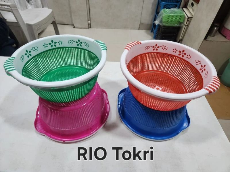 Round Plastic Basket