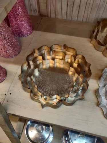 Metal Lotus Urli