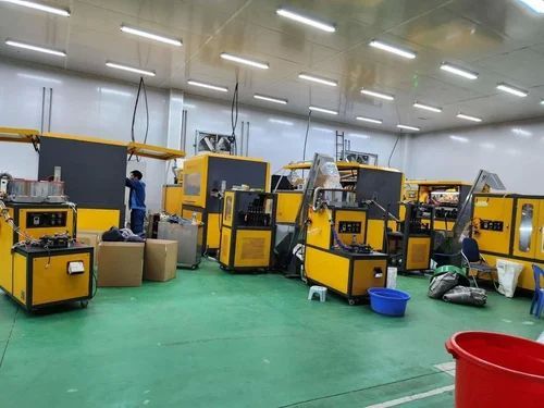 Pet Blow Moulding Machine