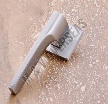 MV 009 Brass Rose Handle
