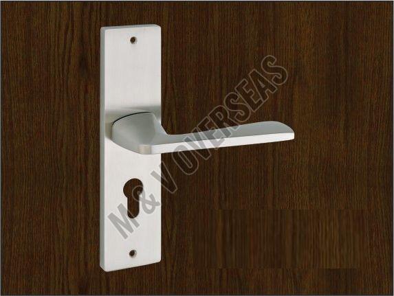 MV002 Brass Pull Handle
