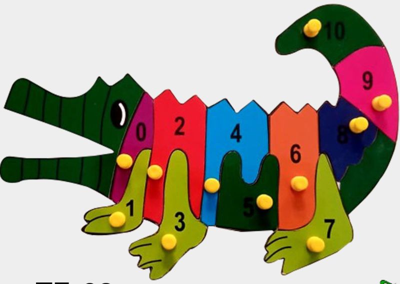 TE-27 Wooden Crocodile Puzzle