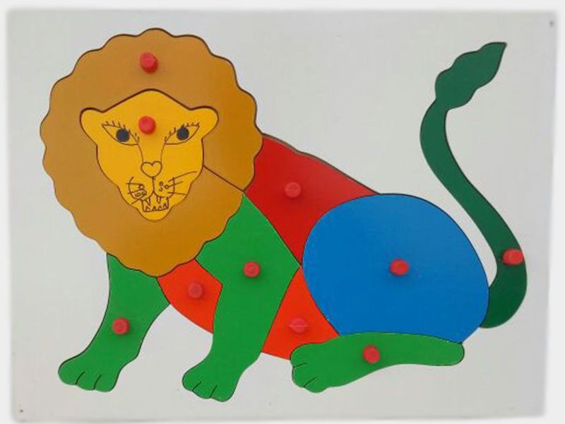 TE-29 Wooden Lion Puzzle