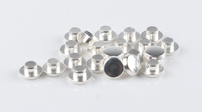 Silver Tip Contacts