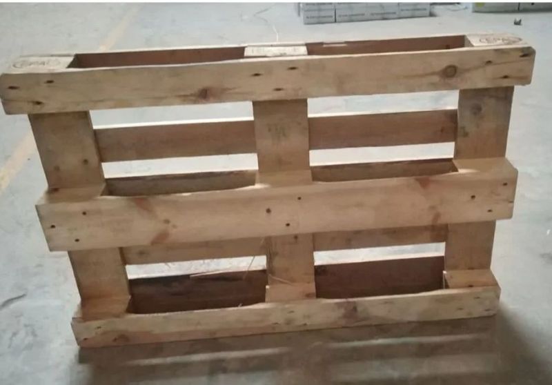 4 Way Wooden Pallet