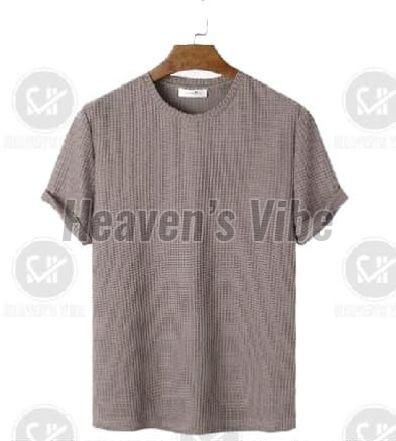 Men Half Sleeves Plain Pattern T Shirt