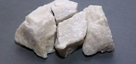 White Sodium Feldspar Lumps