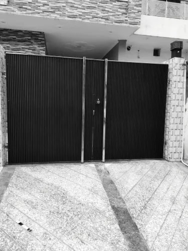 Aluminium Modern Gate