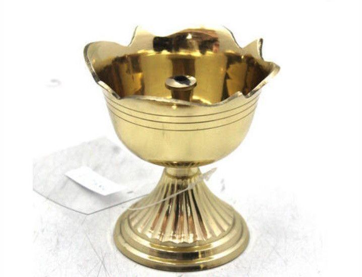 Brass Gulab Nanda Diya