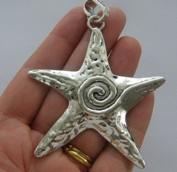 Mens Sliver Star Pendant