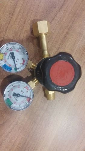 Co2 Regulator With Flow Meter