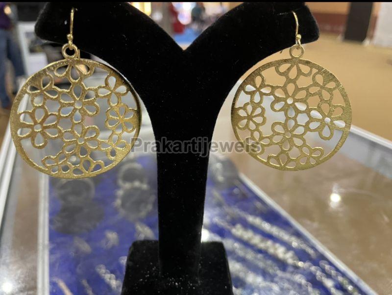 Ladies Round Jali Earrings