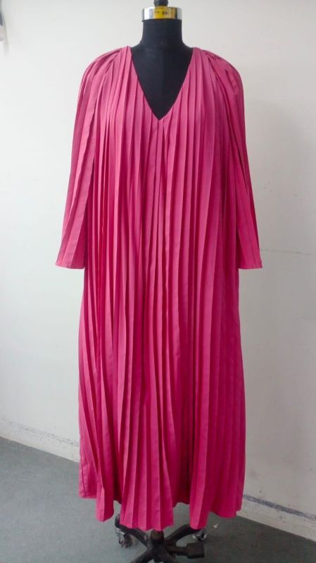 Ladies Ggt Pleated Dress