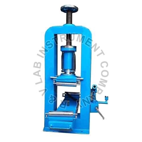 flexure testing machine