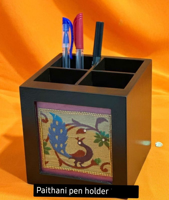 Paithani Pen Stand