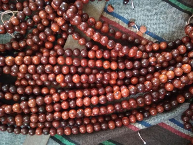 Lal Chandan Mala