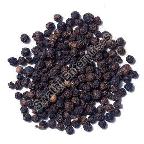 Dried Black Pepper Seeds