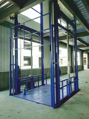 Factory Goods Lift