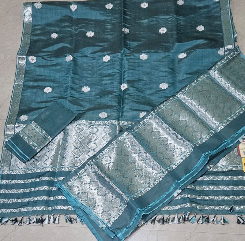 Silver Zari Mekhela Silk Chador