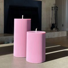 Set of 2 Ribbed Pillar Candle