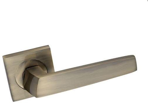 Trinto Brass Rose Handle