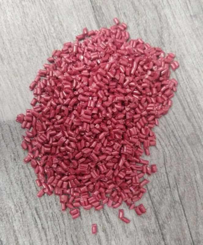 Red PBT Plain Granules