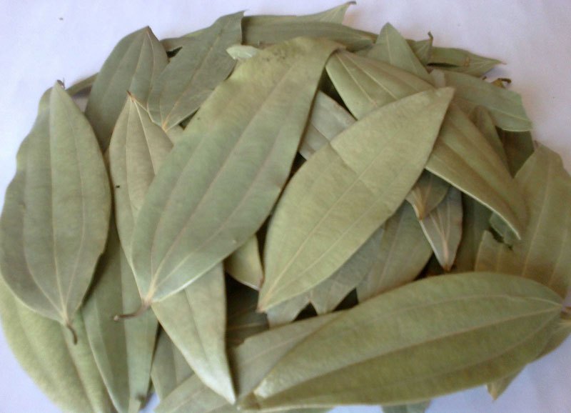 Dried Bay Leaves