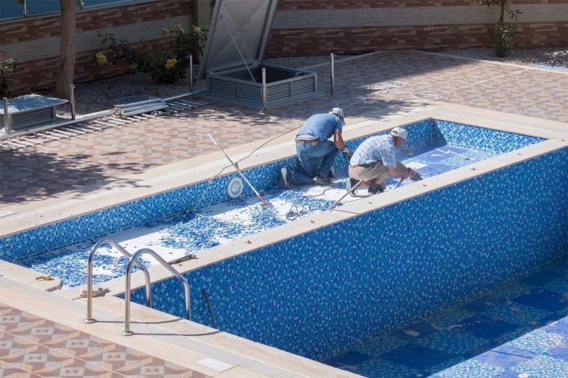 Swimming Pool Repair Service