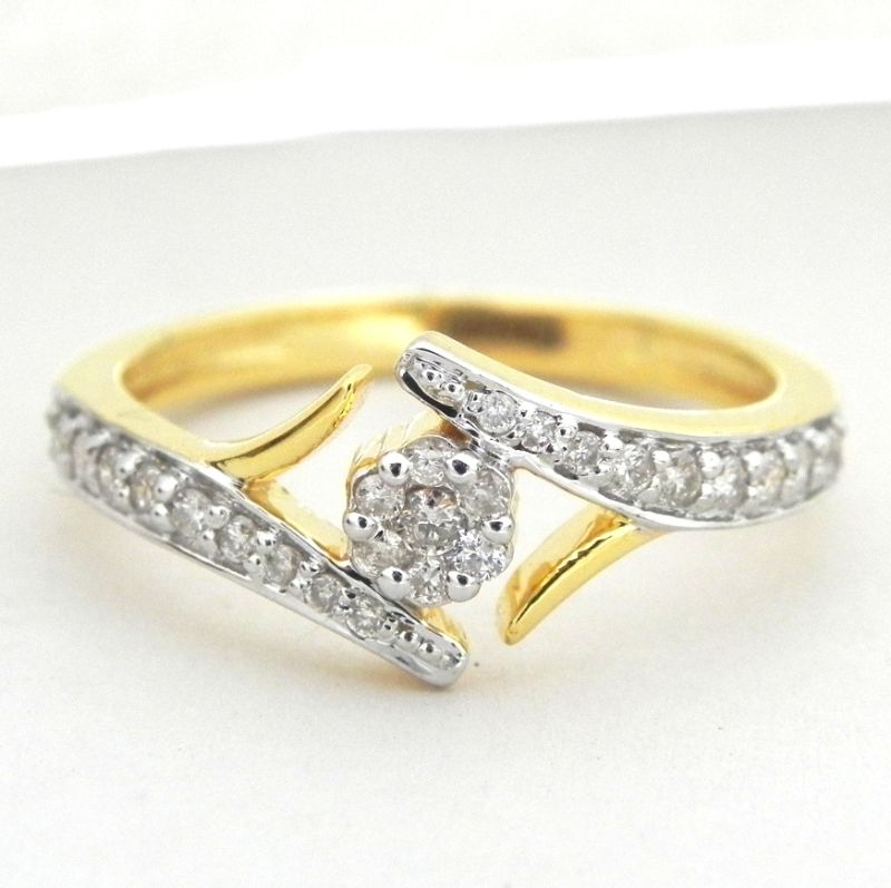 Ladies Stylish Pre Engagement Ring