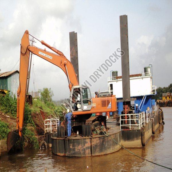 Backhoe Dredger