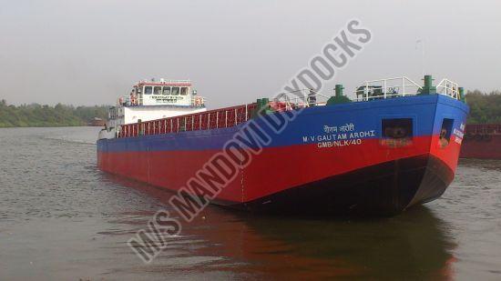 Self Propelled Barge