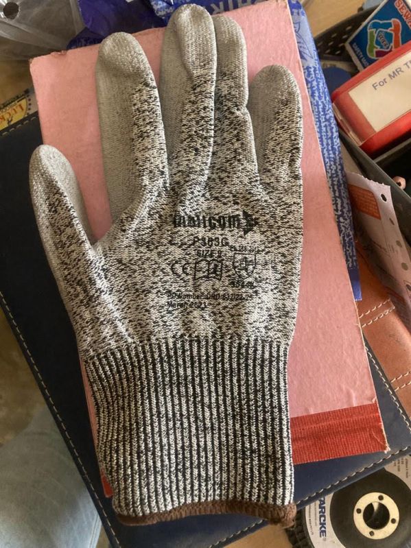 Hand Gloves