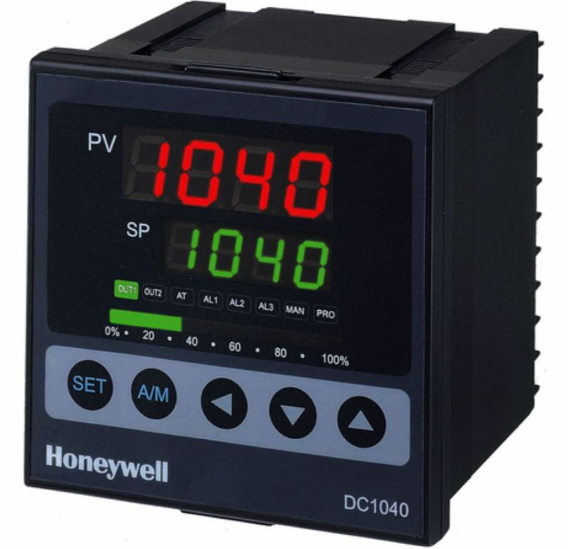 Honeywell DC1040 PID Controller