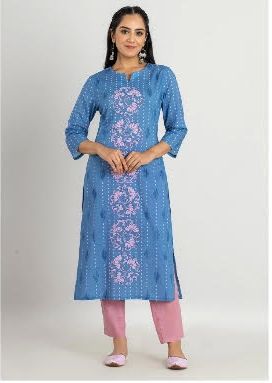 Ladies Blue And Pink Floral Printed Cotton Kurti