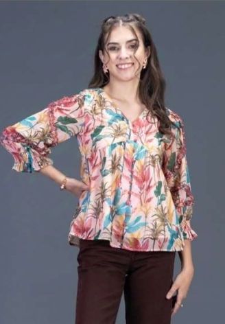 Ladies Floral Print Georgette Top