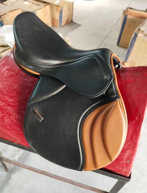 Triple Pad Horse Saddle