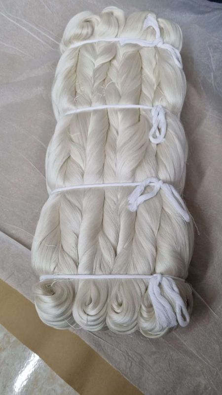 Cream Raw Silk Yarn